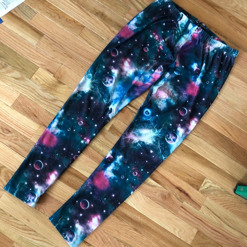 XL stretchy galaxy leggins